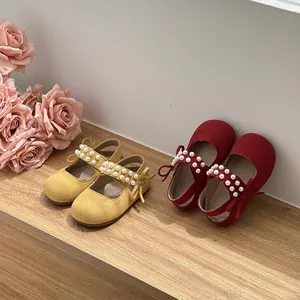 Elegant pearl-studded princess sandals for toddler girls with bows and soft soles