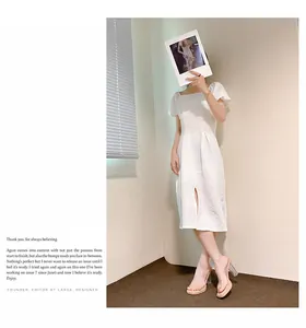 Eleganti sandali estivi a punta quadrata con cinturini trasparenti e tacchi grossi per un look moderno.