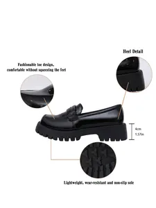 Λεπτομερής όψη μαύρων λουστρίνι loafers με πλατφόρμα, τακούνι 4cm και αντιολισθητική σόλα.