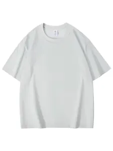 Oversized 260g heavy cotton t-shirt with small crew neck and dropped shoulders