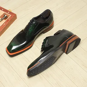Chaussures Oxford en cuir haut de gamme pour hommes avec bout carré et bordure orange élégante