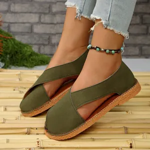Sandales romaines vintage fait main pour femmes en vert olive avec bout fermé