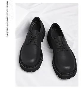 Detailed view of men's black thick-sole derby shoes with retro high-street style