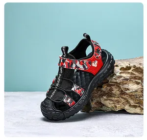 Children's closed-toe sport sandals featuring a red camouflage pattern and non-slip sole