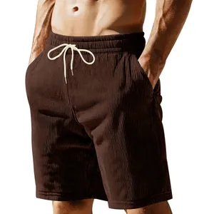 Pantalones cortos deportivos de pana marrón para hombre con cordón blanco