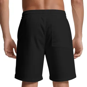 Vista posteriore dettagliata dei pantaloncini in velluto a coste nero da uomo