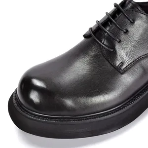 Hochwertige schwarze Herren-Derbyschuhe aus echtem Leder mit dicker Sohle und runder Kappe