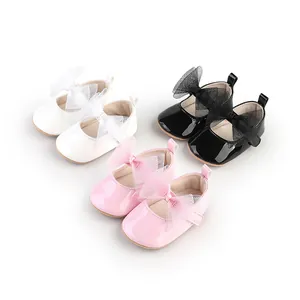 Variedad de zapatos de princesa para bebé con grandes lazos de malla en blanco negro y rosa