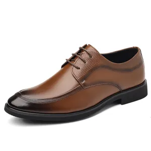 Elegant men's brown leather business oxford shoes with professional lace-up style