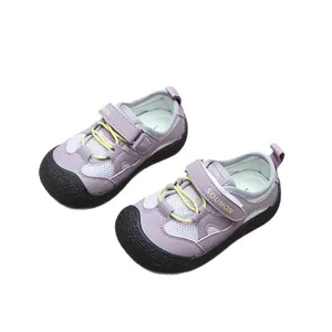 Kinder Sandalen mit geschlossener Zehenpartie, lila Mesh, atmungsaktiv und robust