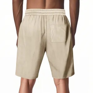 Rückansicht von Premium Cord-Herren-Shorts in Khaki mit Gesäßtaschen-Detail