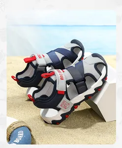 Sandali da spiaggia per bambini con punta chiusa e rete traspirante in blu e grigio