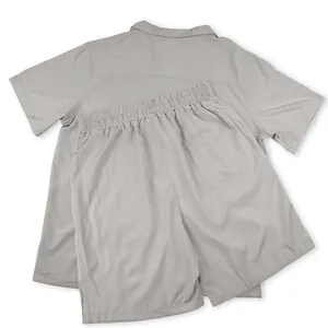 Rückansicht von Herren Sommer grau Kurzarmhemd und Shorts Set für Freizeit Urlaub