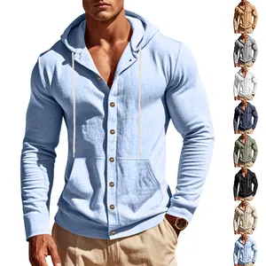 Vista detallada de la camisa de manga larga con capucha para hombre en varios colores