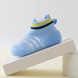 Chaussures de marche respirantes à semelle souple pour bébés, bleu clair, été