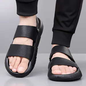 Sandales en cuir noir pour hommes avec semelles épaisses antidérapantes pour l'été