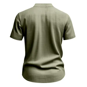 Vista posterior de una camisa de lino para hombre de manga corta con un cuello levantado casual