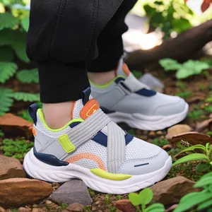 Zapatillas de malla transpirable para niños con suela blanda, ideales para el verano