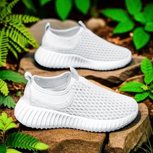 Zapatillas de Malla Transpirable para Niños Niños Niñas Slip-on Zapatos de Verano para Correr Suela de EVA Ligera Zapatos Informales Deportivos Outdoor