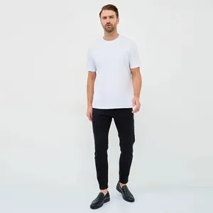 Klassiek wit T-shirt met korte mouwen van katoen voor heren voor een zomerse casual look