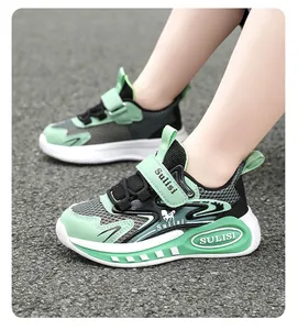 Zapatillas de malla verde menta transpirables para niños con suelas gruesas y velcro