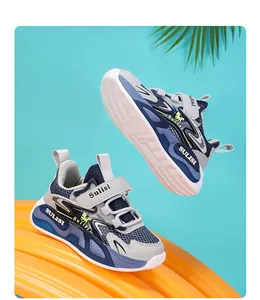 Zapatillas deportivas transpirables de malla para niños con diseño en azul y gris