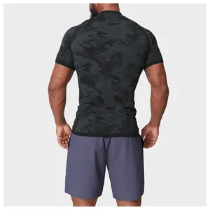 Detailed back view of men's seamless camouflage jacquard gym t-shirt in slim fit design