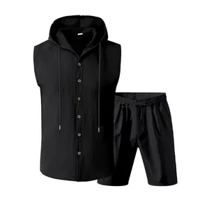 Detailansicht eines schwarzen Leinen-Sets für Herren mit ärmellosem Kapuzenshirt