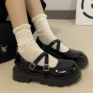 Girls Mary Jane Shoes Patent Leather British School Style Heart Buckle Thick Sole Non-Slip Performance Flats For Kids