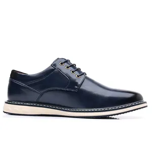 Chaussures décontractées en cuir bleu marine pour hommes avec semelles blanches antidérapantes