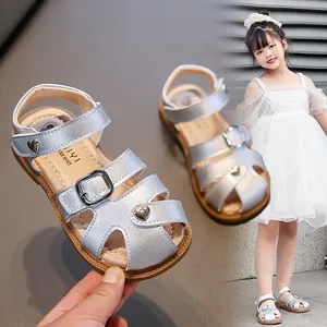 Silver closed-toe sandals for girls with soft anti-slip soles and heart buckles