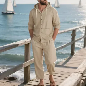 Conjunto informal de lino caqui para hombre con camisa con capucha y pantalón largo