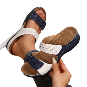 Sandales à talon compensé pour femme avec strass brillants et bride auto-agrippante