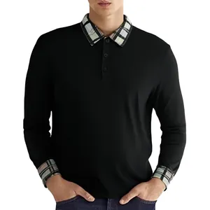 Detailansicht eines schwarzen Herren-Langarm-Poloshirts mit schickem Karokragen und Manschetten