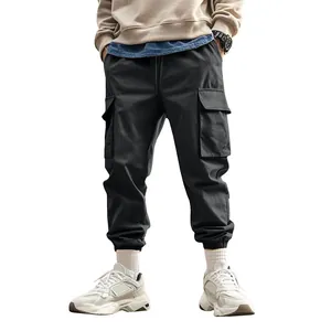 Pantaloni cargo neri da uomo con tasche multiple per streetwear e attività all'aperto