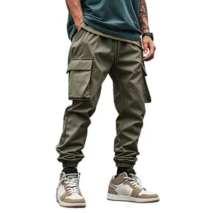 Pantaloni cargo larghi da uomo verde oliva con tasche multiple e polsini elasticizzati