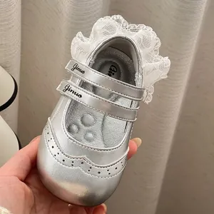 Chaussures Mary Jane argentées pour bébé fille avec volants en dentelle