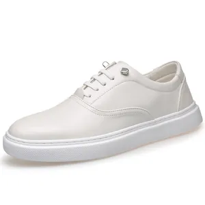 Baskets blanches décontractées en cuir pour hommes avec lacets élastiques et semelle souple