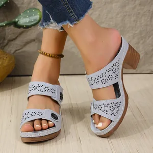 Vintage light blue cutout PU wedge sandals with heart pattern and contrast stitching