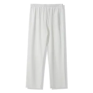 Vue détaillée du tissu à carreaux blancs sur le pantalon respirant en lin pour hommes