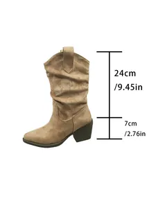 Vue détaillée des bottes de cowboy vintage avec 24 cm de hauteur et 7 cm de talon