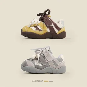 Zapatillas de aprendizaje para bebés con suela antideslizante en dos colores