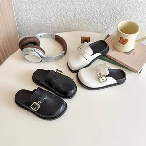 Britischer Stil Kinder Clogs Sommer Neu Jungen Mädchen Schnalle Geschlossene Zehen Sandalen Retro PU Leder Outdoor Hausschuhe