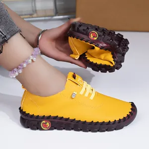 Chaussures Plates Décontractées en PU Souple pour Femmes Baskets de Marche Respirantes Antidérapantes Chaussures de Maman Confortables Légères
