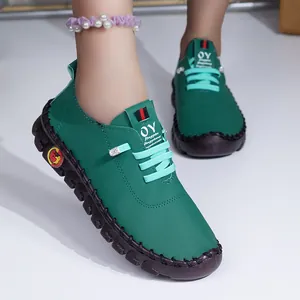 Chaussures plates confortables en cuir souple vert pour femmes avec semelle antidérapante