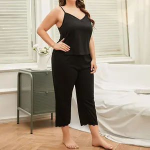 Pigiama due pezzi taglie forti nero da donna con canotta e pantaloni capri estivi