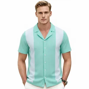 Klassisches Herren Strick-Poloshirt mit Kubakragen und mintgrünem Blockstreifen