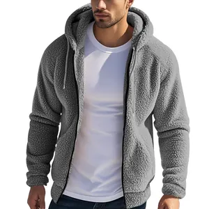 Detailaufnahme eines grauen dicken Herren-Fleece-Hoodies mit Reißverschluss und Textur