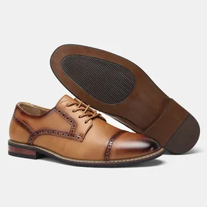 Klassische hellbraune Leder-Derbyschuhe für Herren mit Brogue-Details und rutschfester Sohle