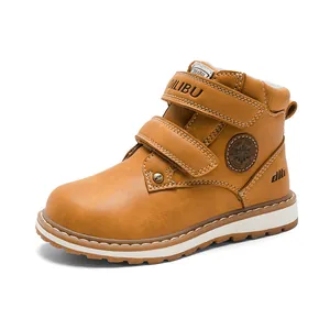 Bottes d'hiver classiques pour enfants en cuir marron avec doublure chaude en peluche